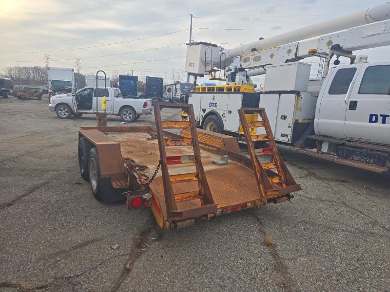 2011 Butler LT-1616-LS Equipment Trailer
