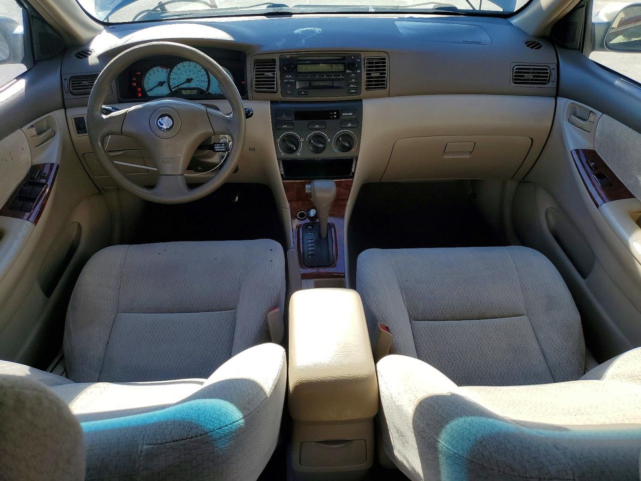 2004 Toyota Corolla le