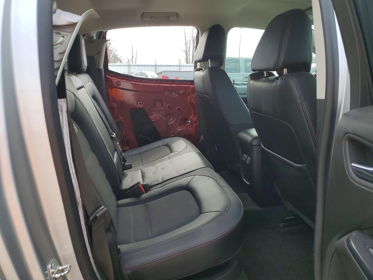 2017 GMC Canyon SLE