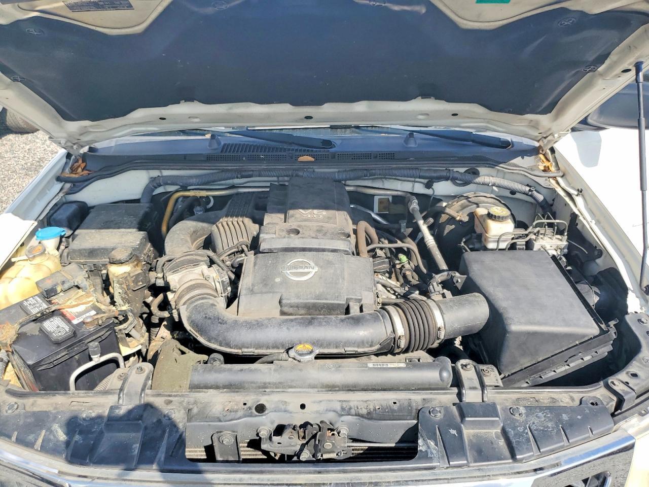 2012 Nissan Frontier S