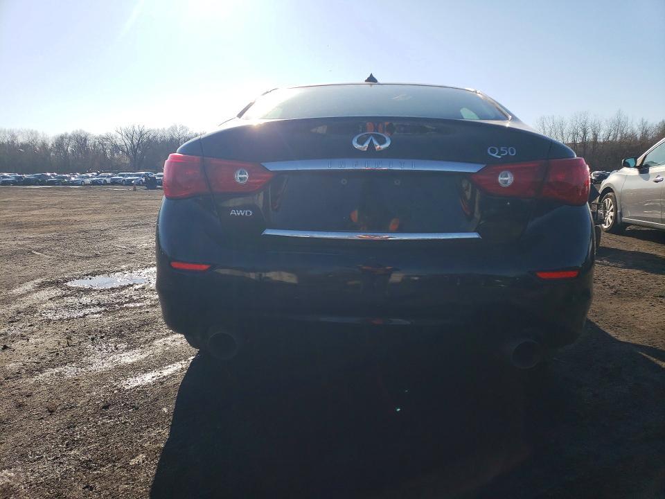 2015 Infiniti Q50 Base