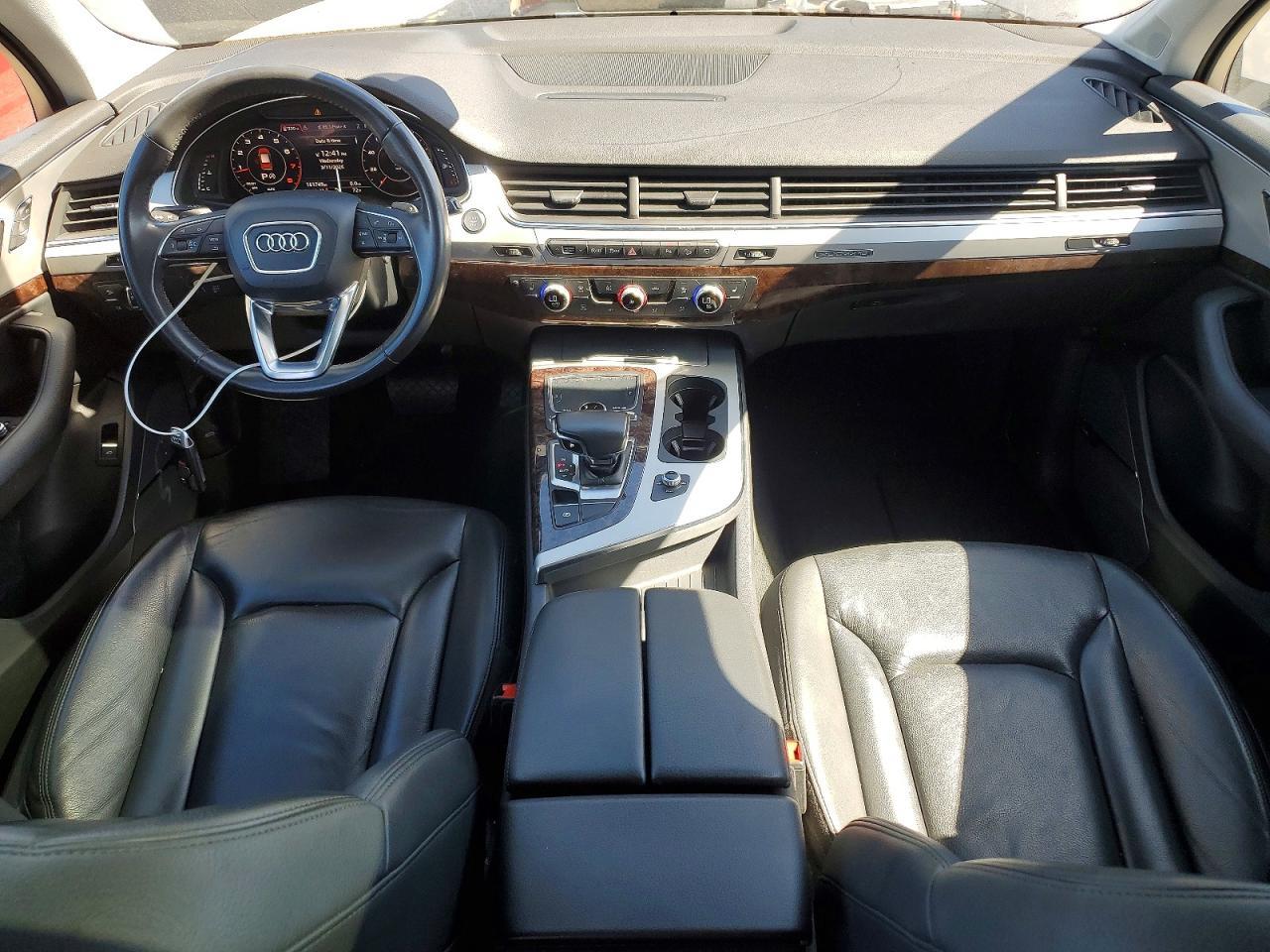 2019 Audi Q7 Premium Plus