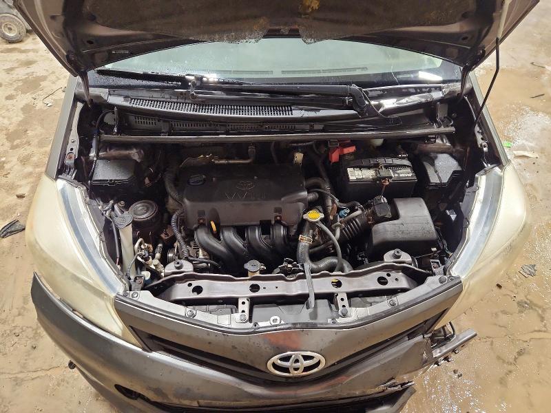 2013 Toyota Yaris 5-door le