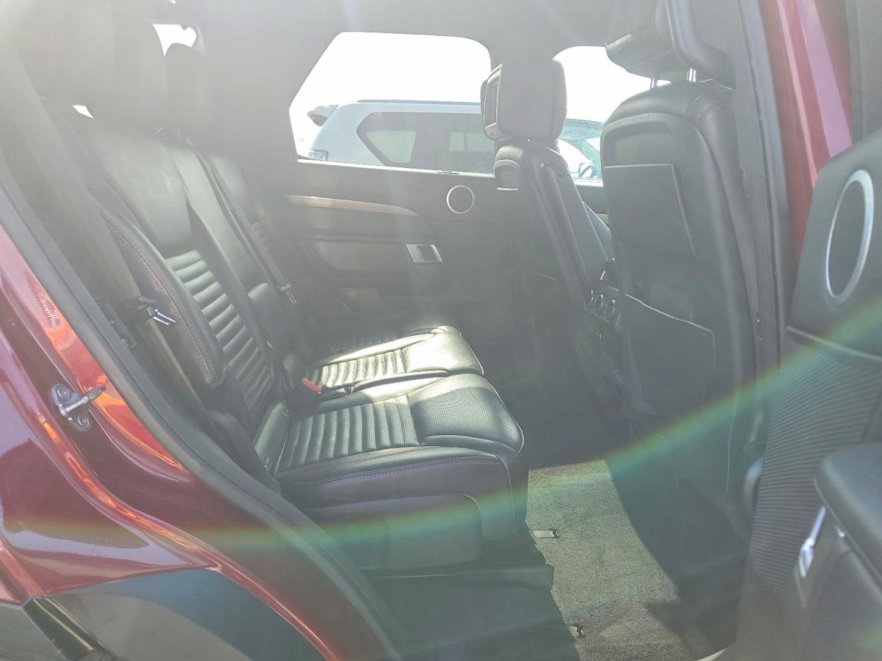 2017 Land Rover Discovery hse