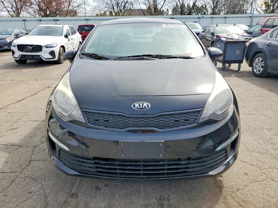 2016 KIA Rio lx