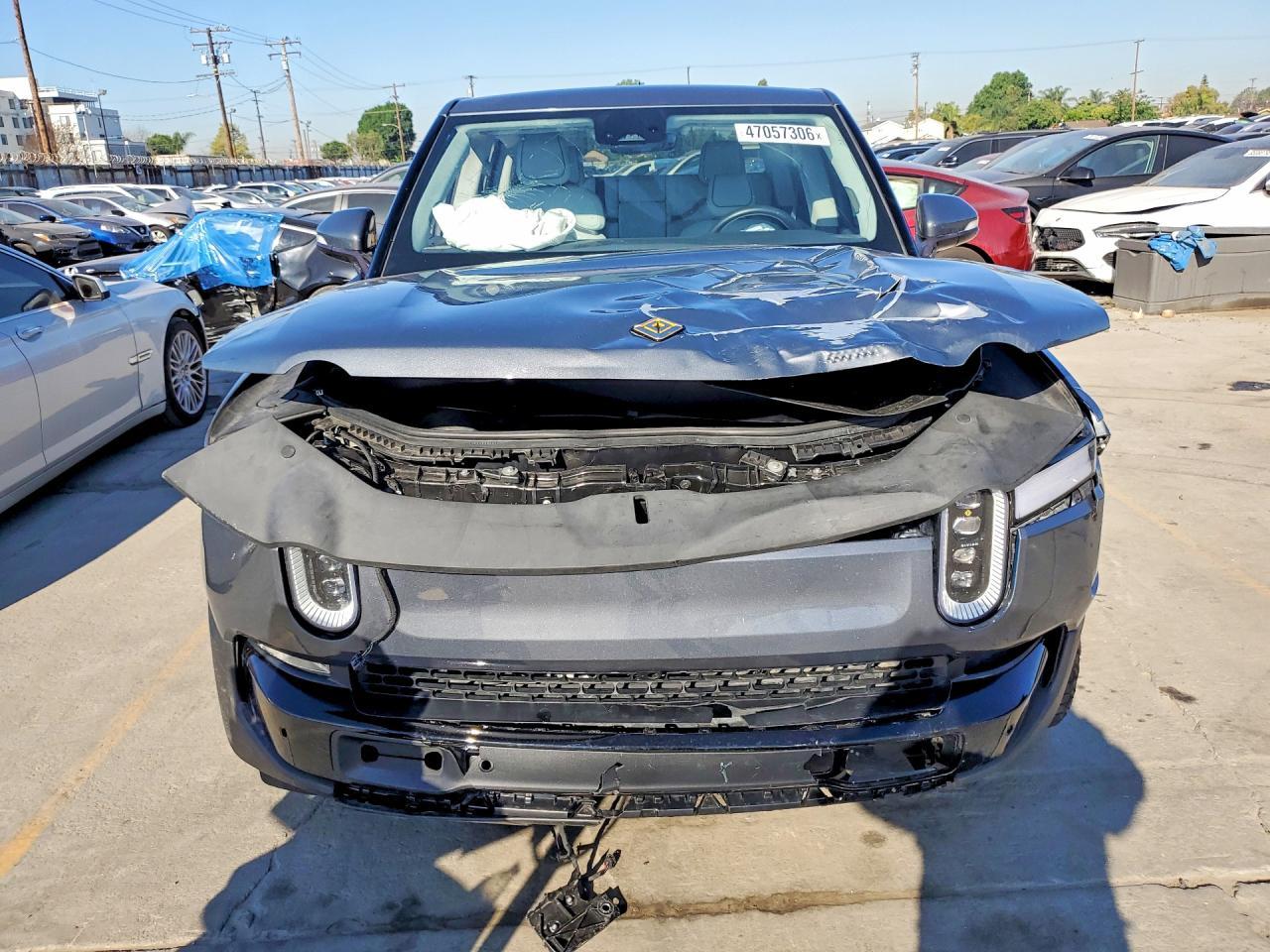 2023 Rivian R1T Adventure