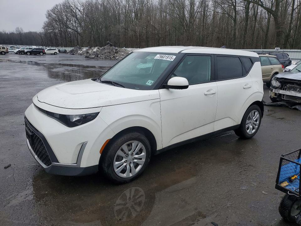 2023 KIA Soul lx