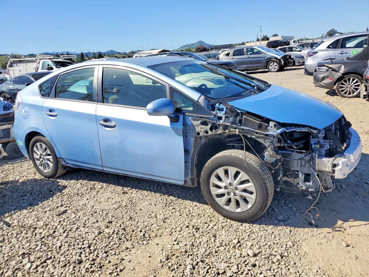 2014 Toyota Prius Plug-in Hybrid Base