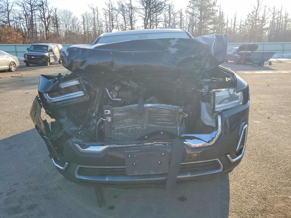 2022 GMC Acadia slt