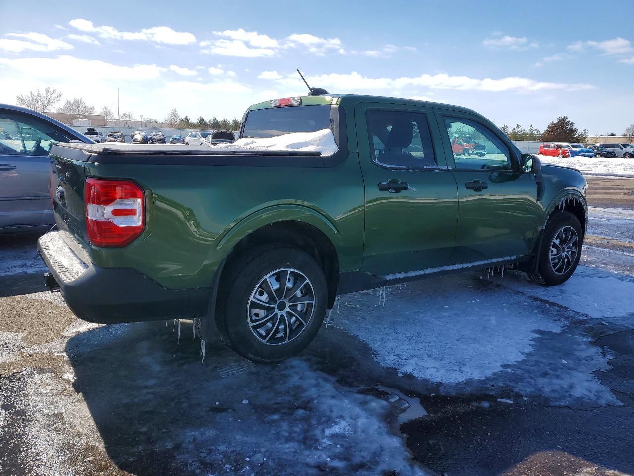 2025 Ford Maverick XL