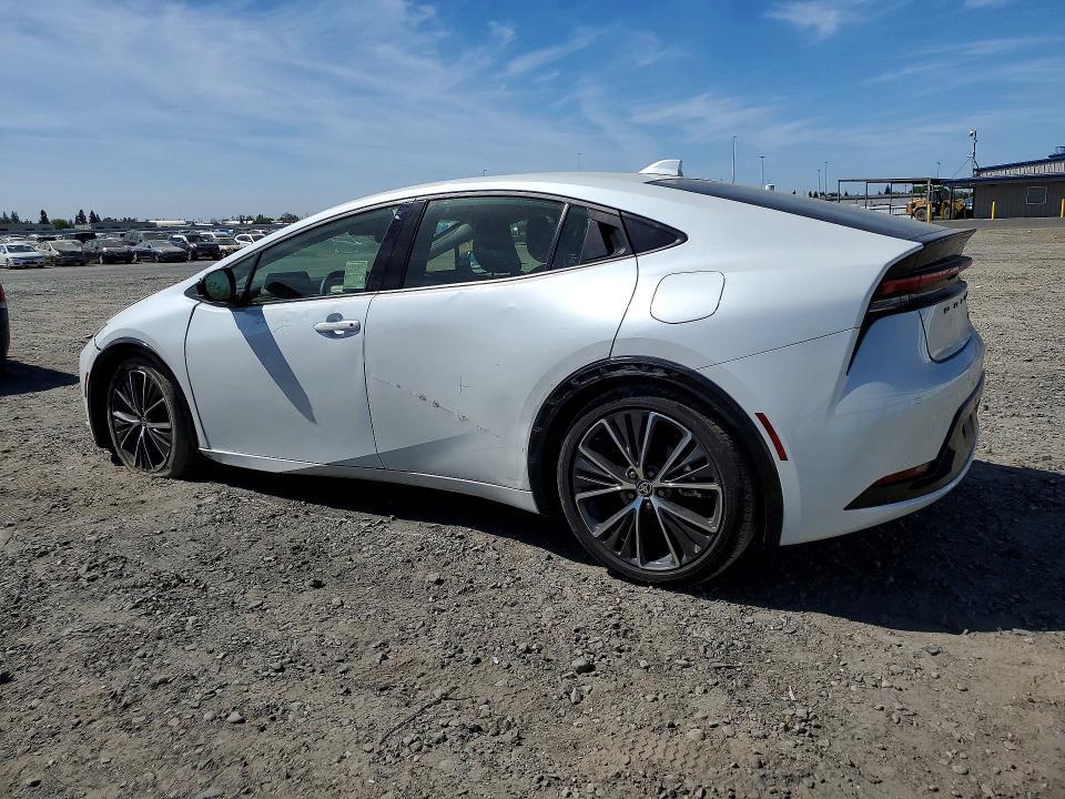 2024 Toyota Prius xle