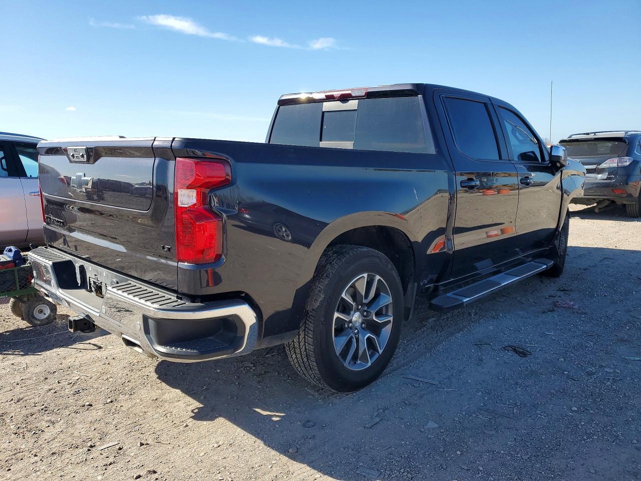 2024 Chevrolet Silverado K1500 LT
