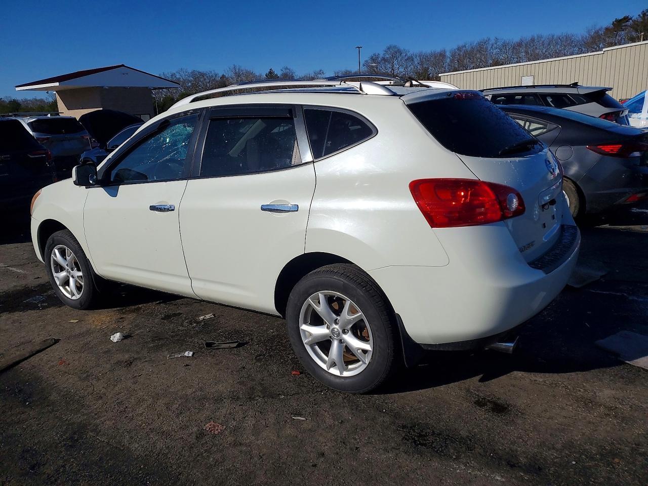 2010 Nissan Rogue s