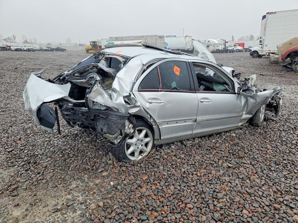 2004 Mercedes-Benz C 240 4matic