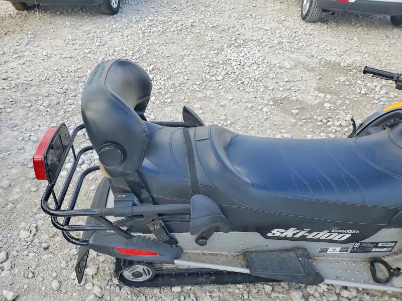 2001 Skidoo Grand Touring 600