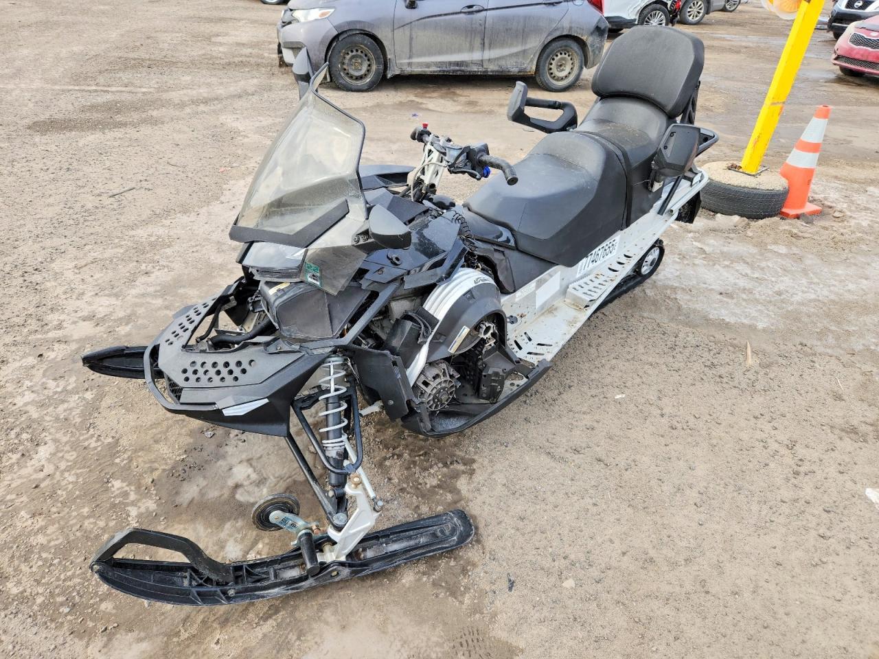 2012 Skidoo Grand Touring Sport