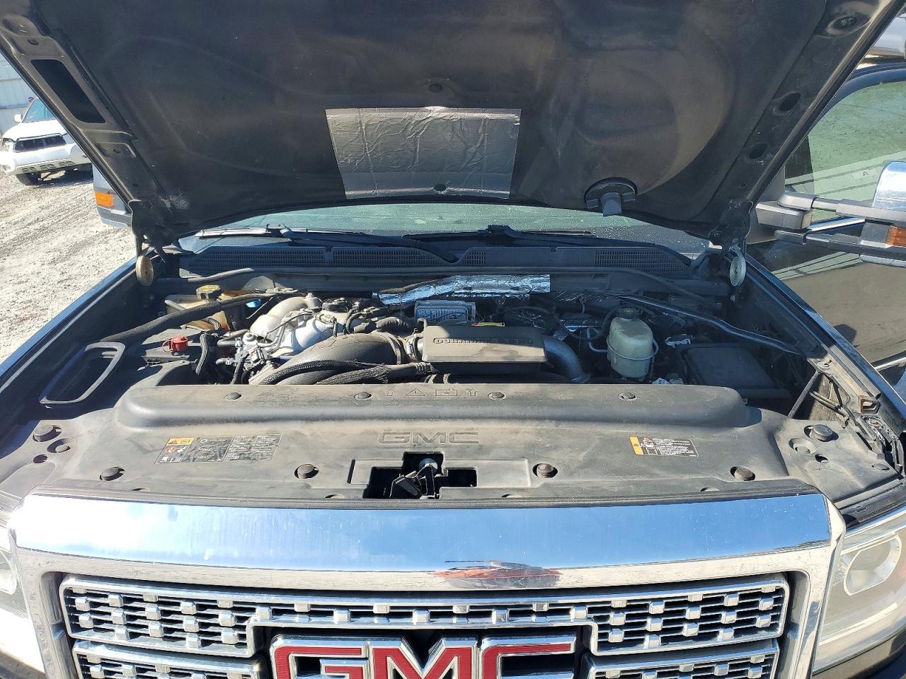 2018 GMC Sierra K2500 Denali