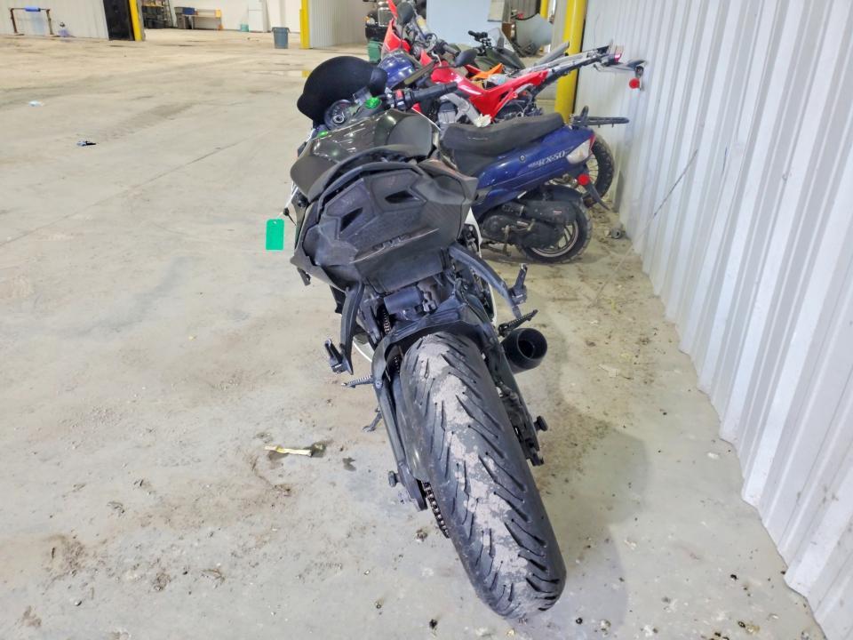 2015 Kawasaki ZX636 E