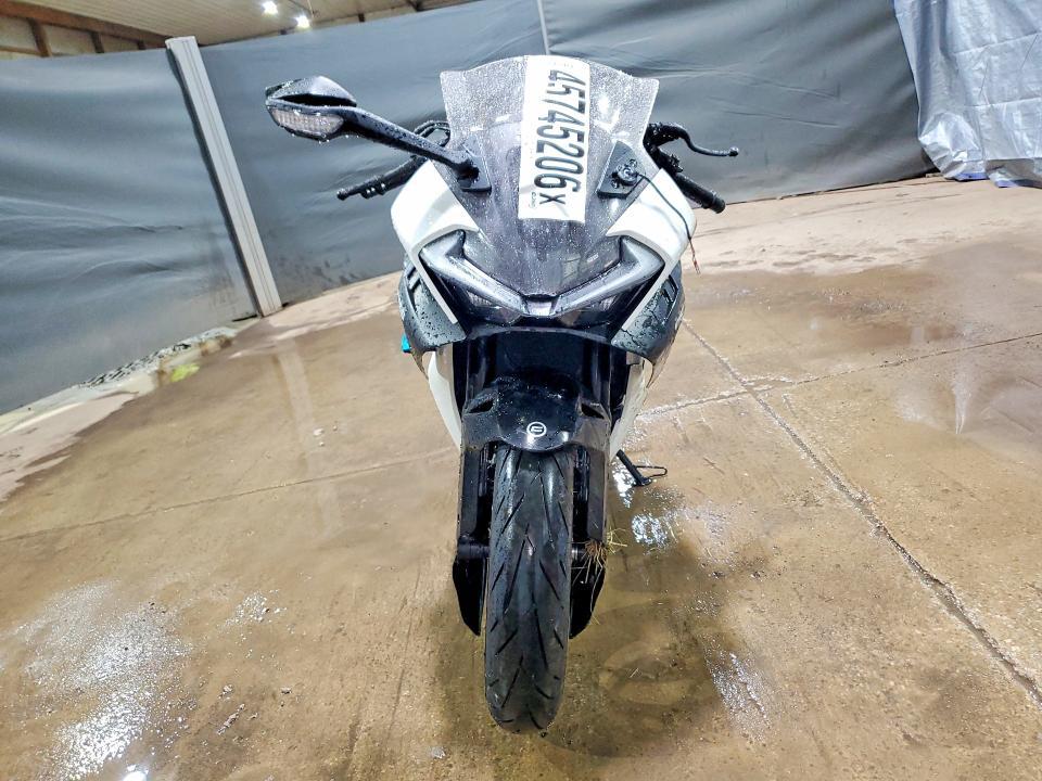 2026 Cf Moto 675SS