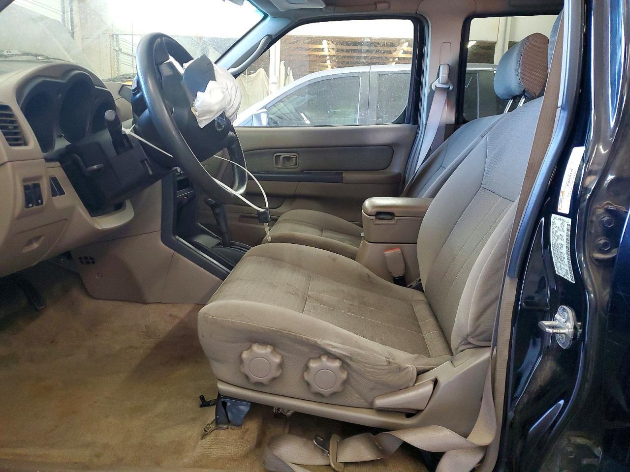 2004 Nissan Frontier XE-V6