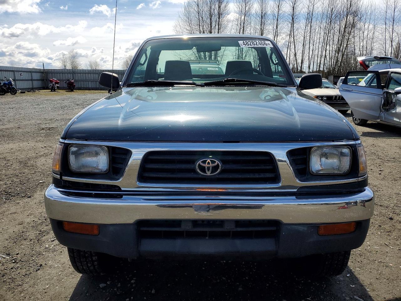 1997 Toyota Tacoma Base
