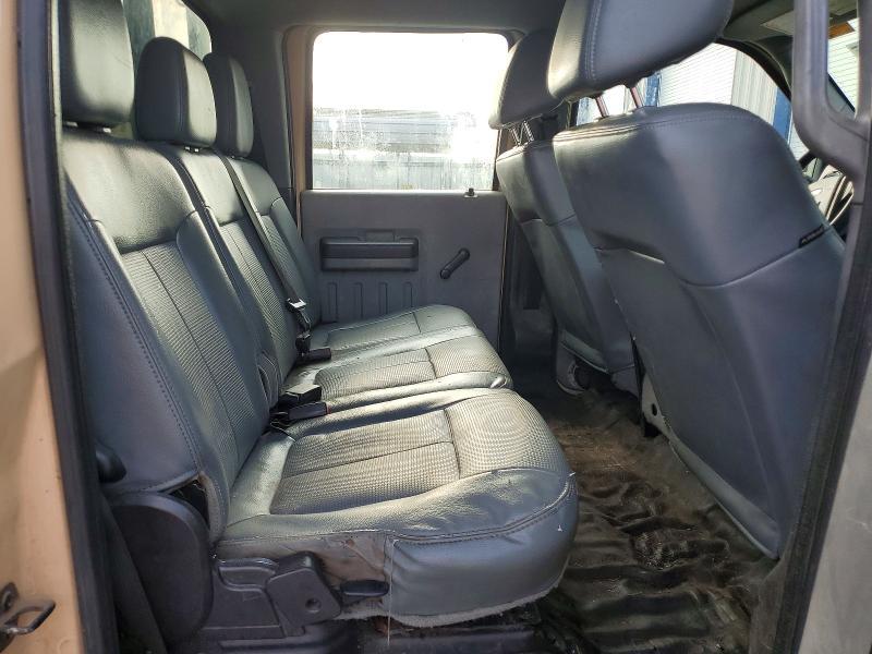 2015 Ford F450 Super Duty Flatbed Truck