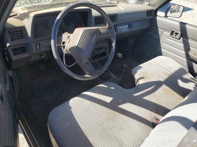 1988 Toyota Pickup Base