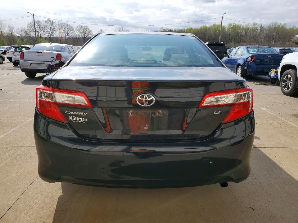 2012 Toyota Camry le