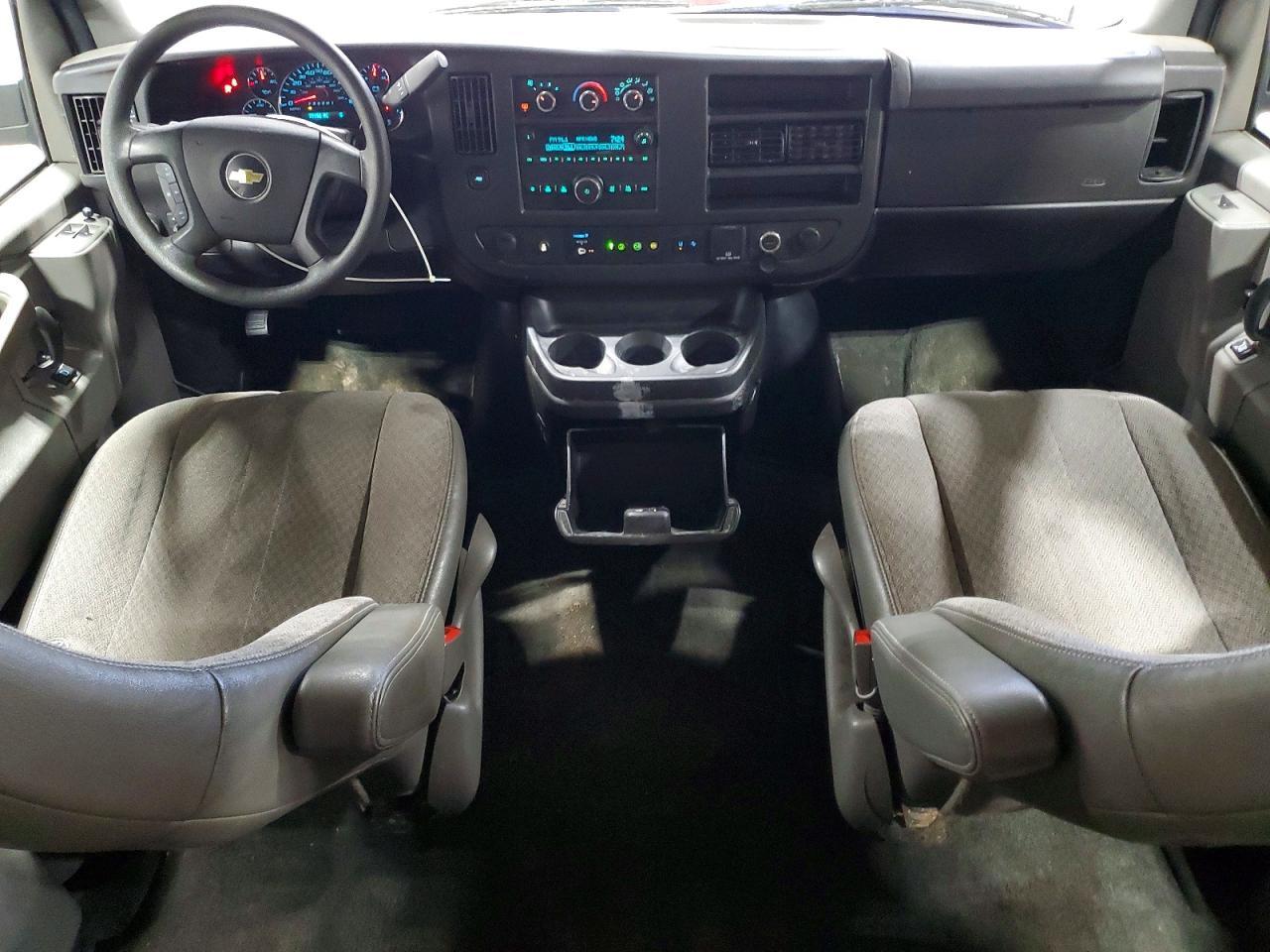 2019 Chevrolet Express G3500 LT