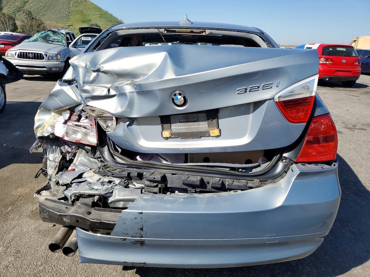 2006 BMW 325 i