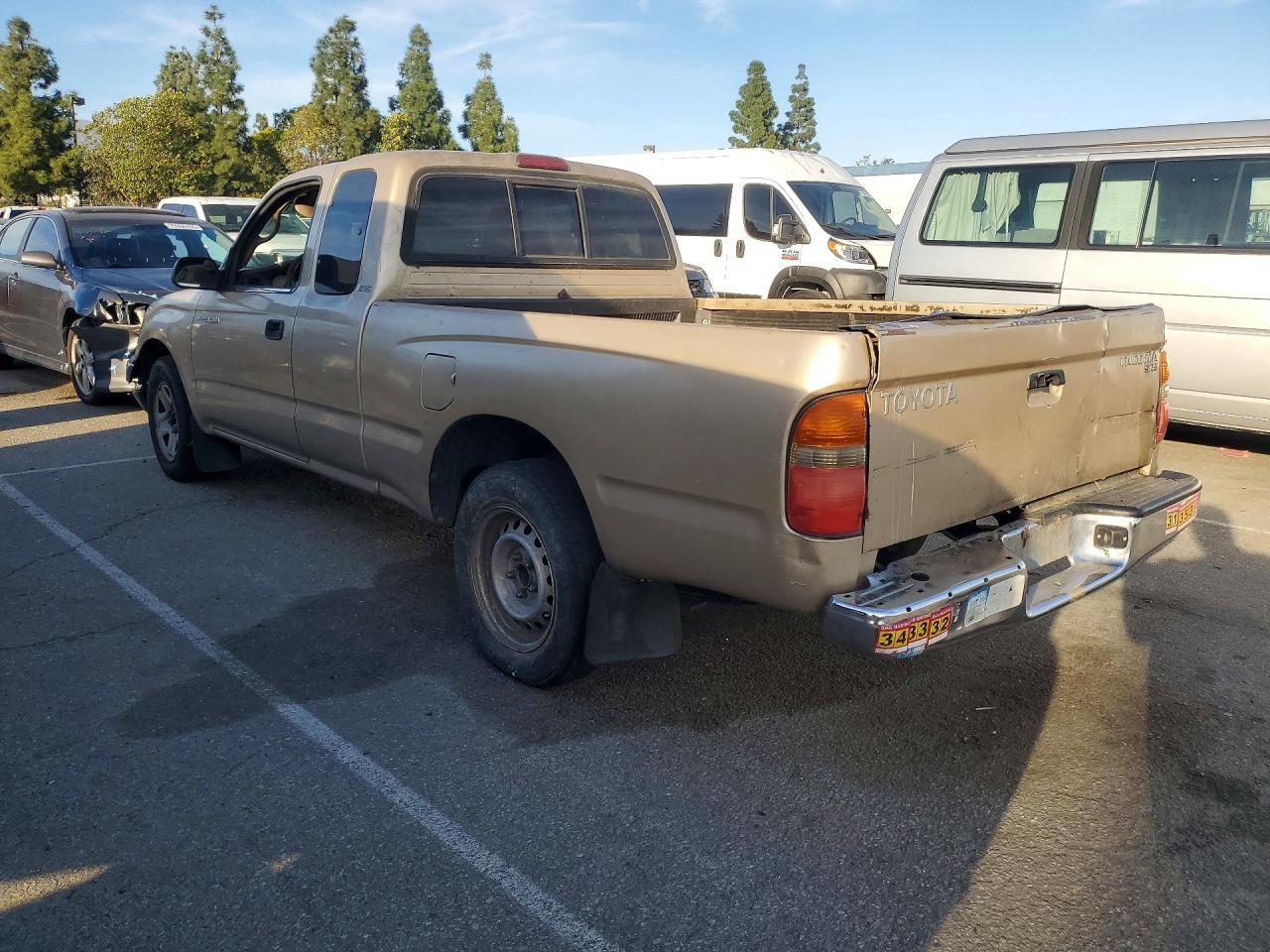 2004 Toyota Tacoma Base