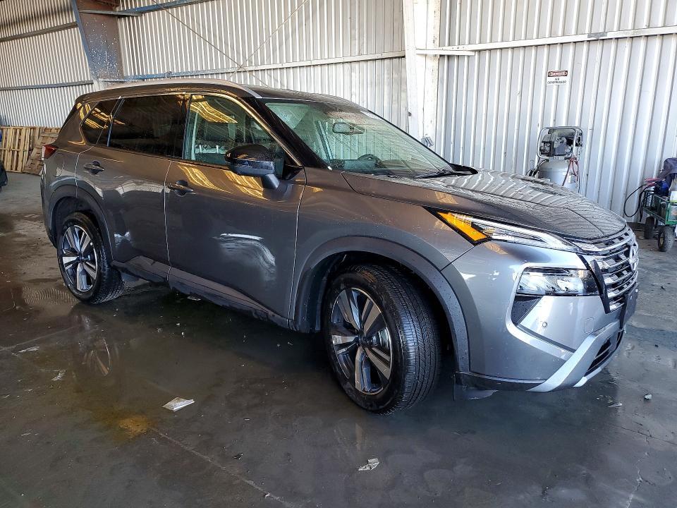 2026 Nissan Rogue sl