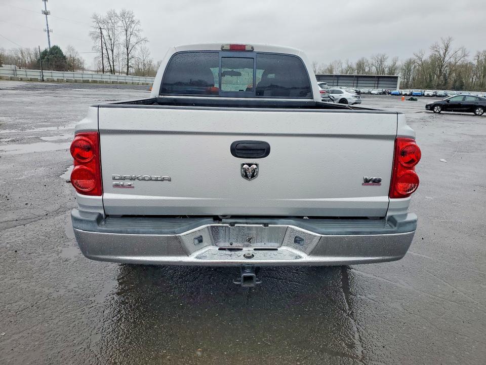 2005 Dodge Dakota Quad SLT