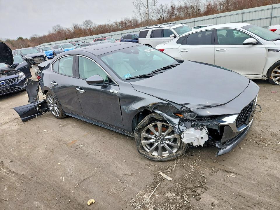 2023 Mazda 3 Premium