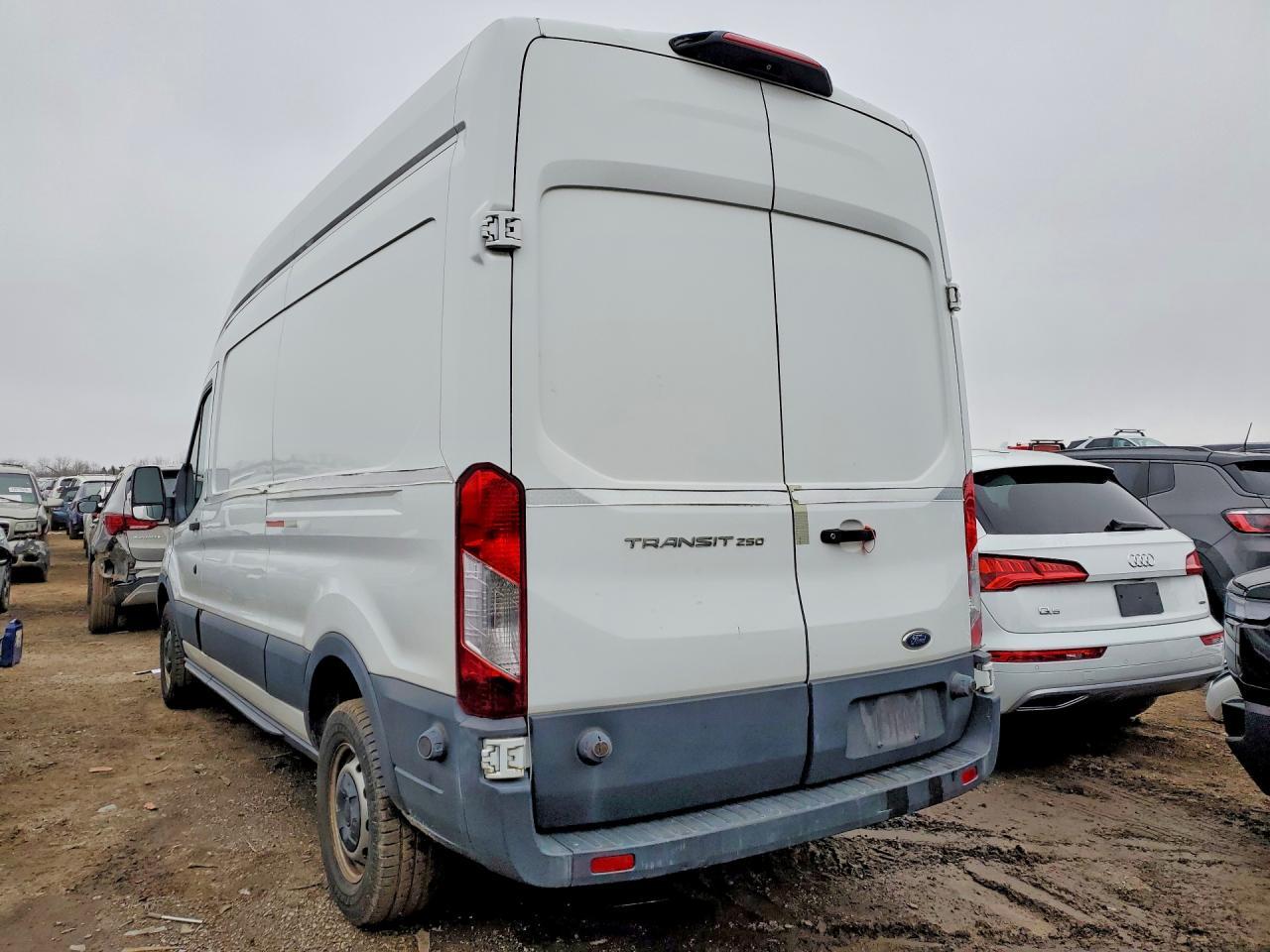 2018 Ford Transit T-250