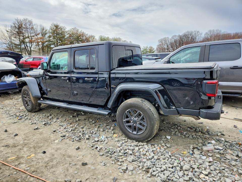 2024 Jeep Gladiator Sport