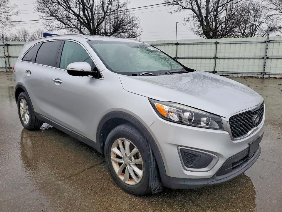 2016 KIA Sorento lx