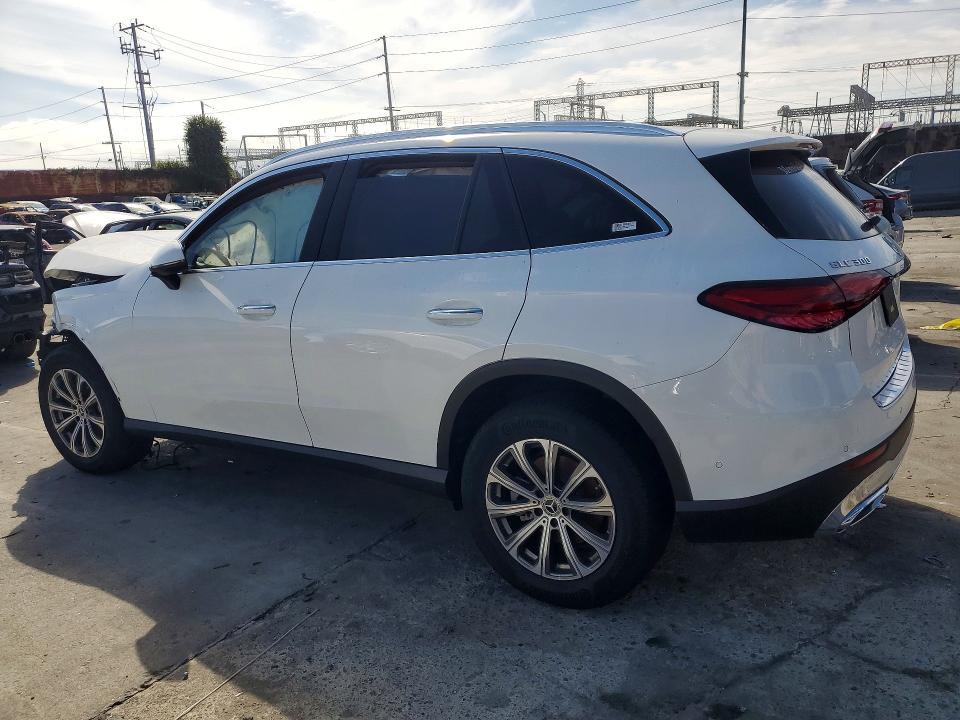 2025 Mercedes-Benz Glc 300