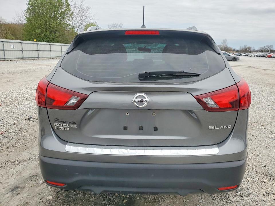 2017 Nissan Rogue Sport sl