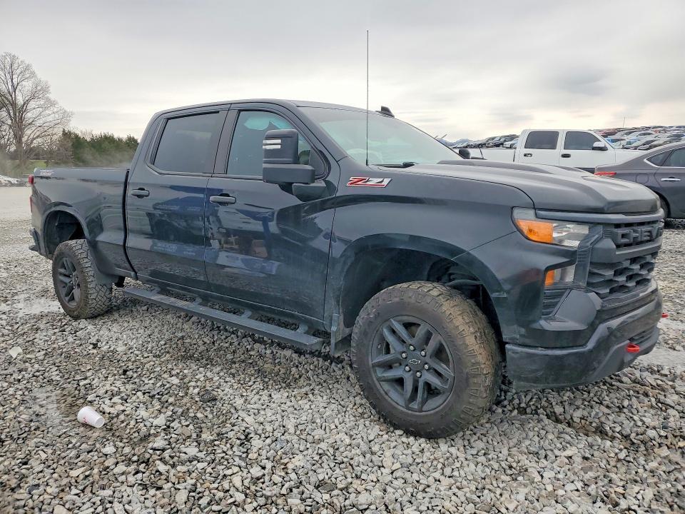 2022 Chevrolet Silverado K1500 Trail Boss Custom