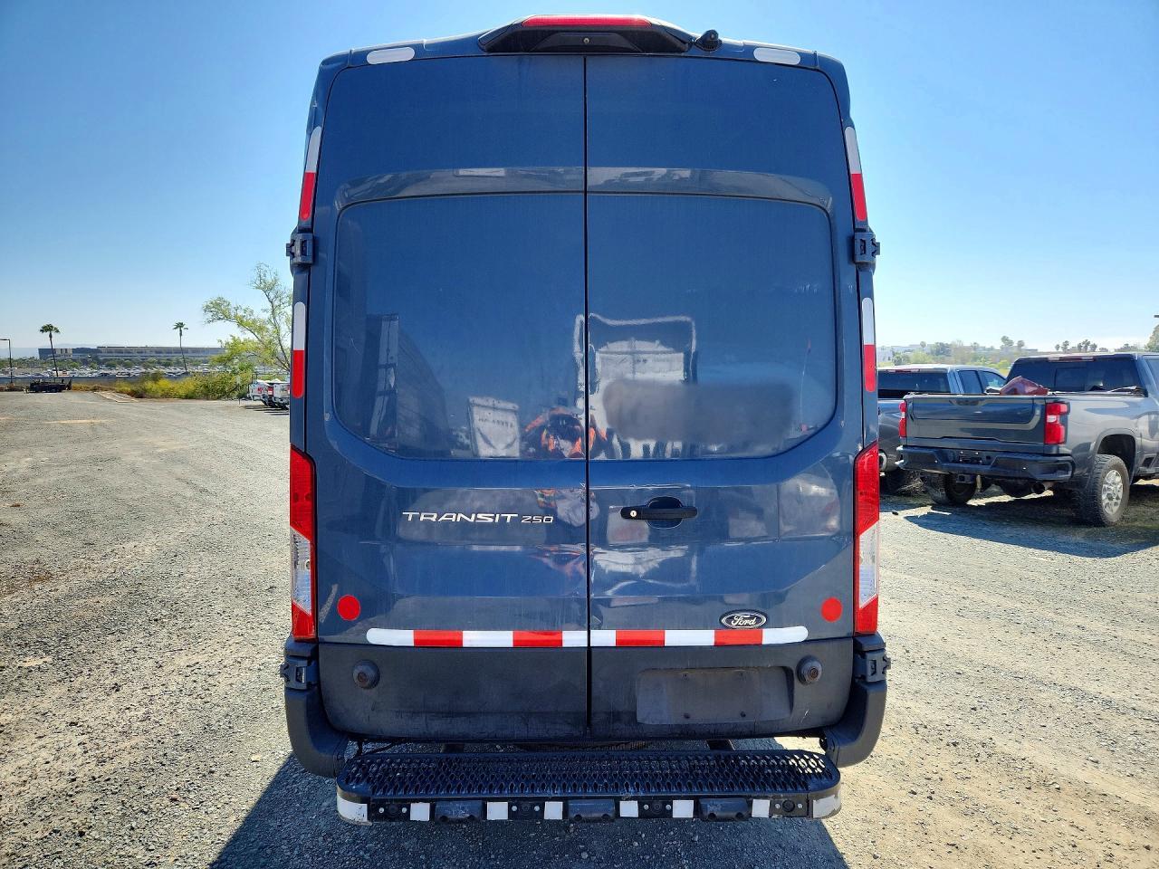 2021 Ford Transit T-250