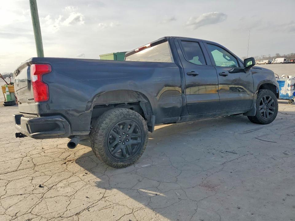 2025 Chevrolet Silverado C1500 Custom