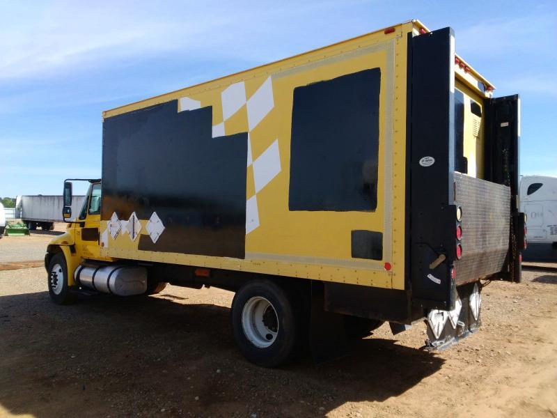 2006 International 4300 BOX Truck