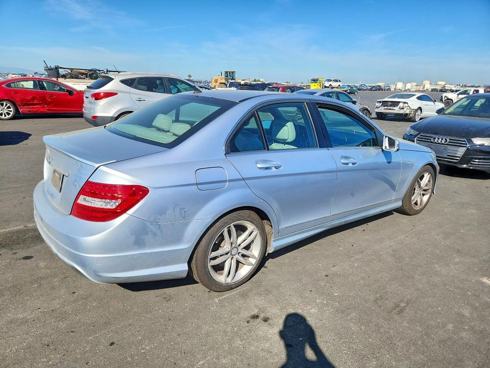 2014 Mercedes-Benz C 250