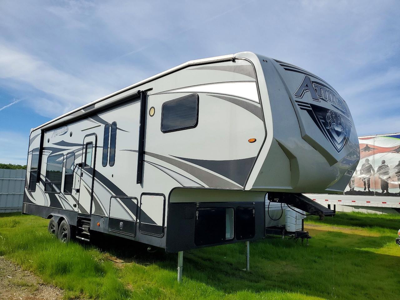 2019 Eclipse Attitude-TOY Hauler Camper