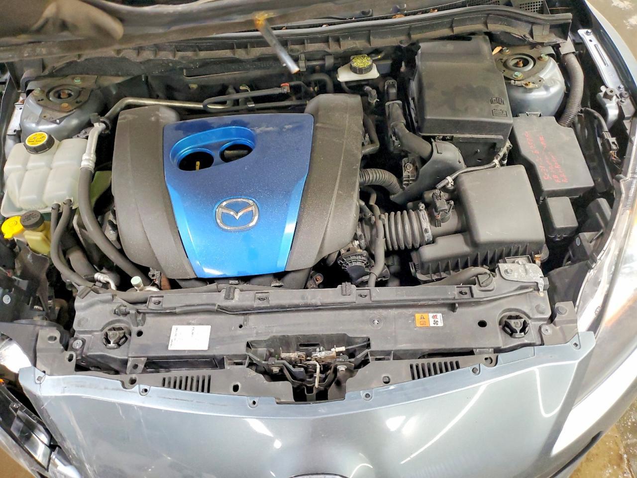 2013 Mazda 3 I