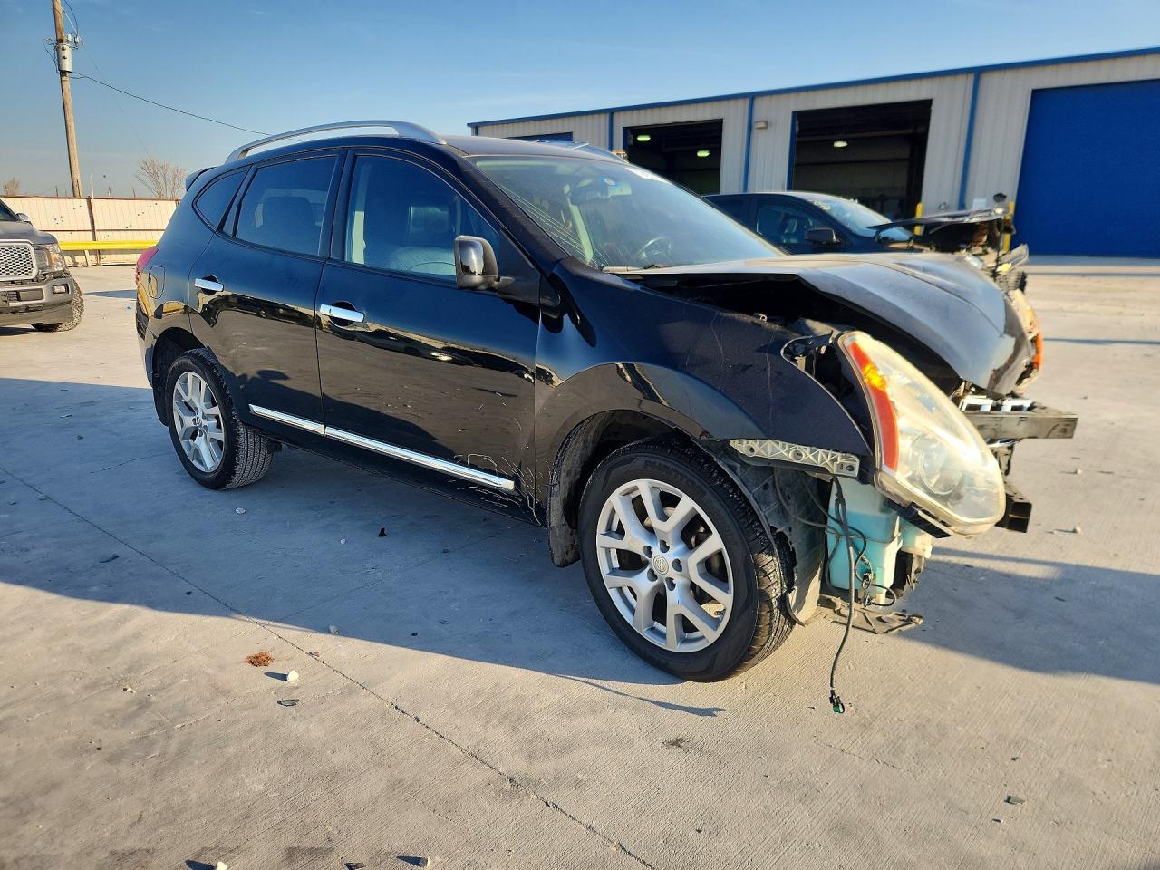 2012 Nissan Rogue s