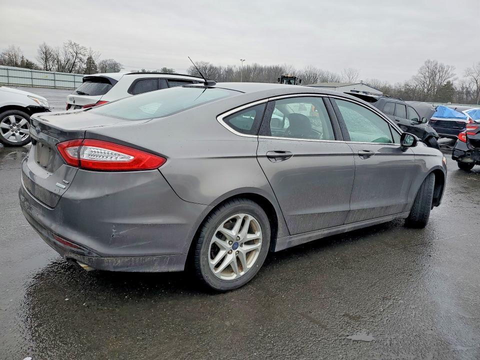 2014 Ford Fusion se