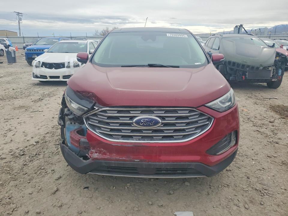 2019 Ford Edge Titanium
