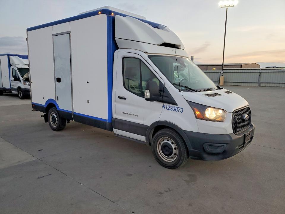2022 Ford Transit Delivery Truck